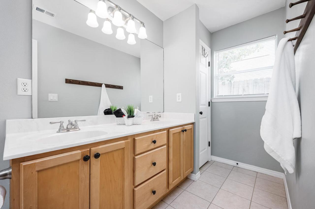 Private Beach Access, Fenced Yard & Pet Friendly, Pool, Cabana Life Beach House Destin Extérieur photo